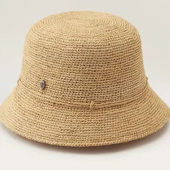 Britton Bucket-Kaminski New