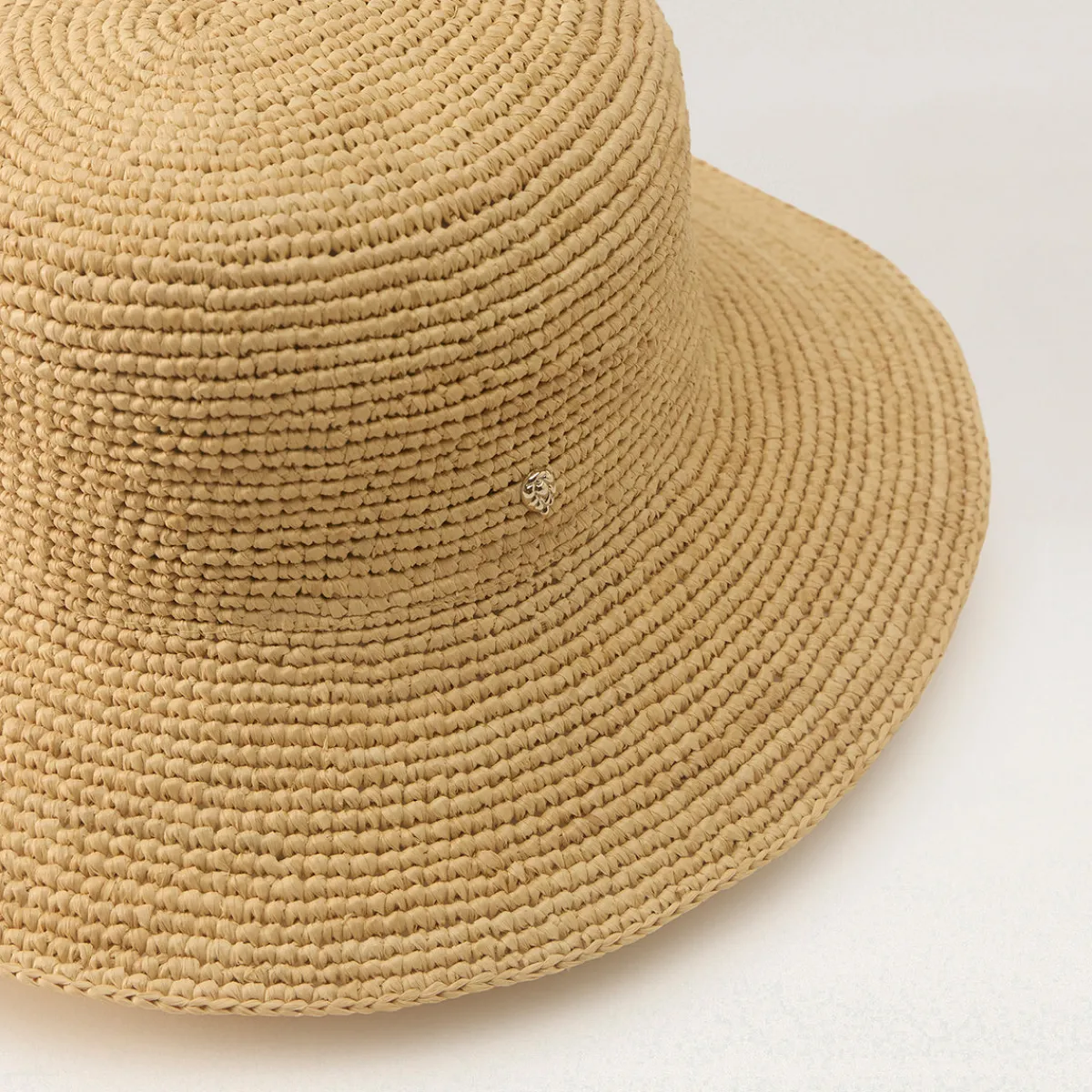 Esther Bucket-Helen Kaminski Discount
