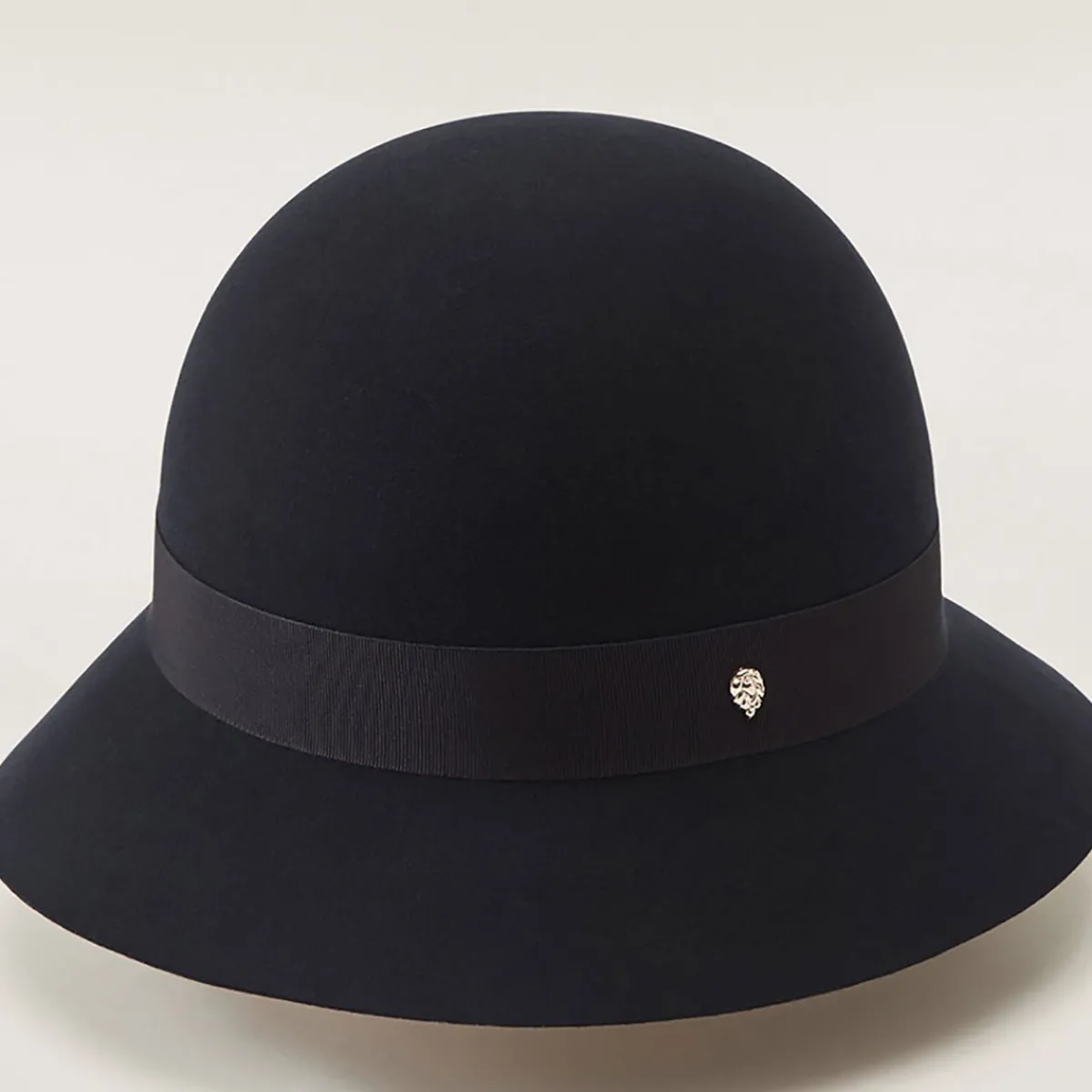 Etta Conscious Cloche-Helen Kaminski Sale