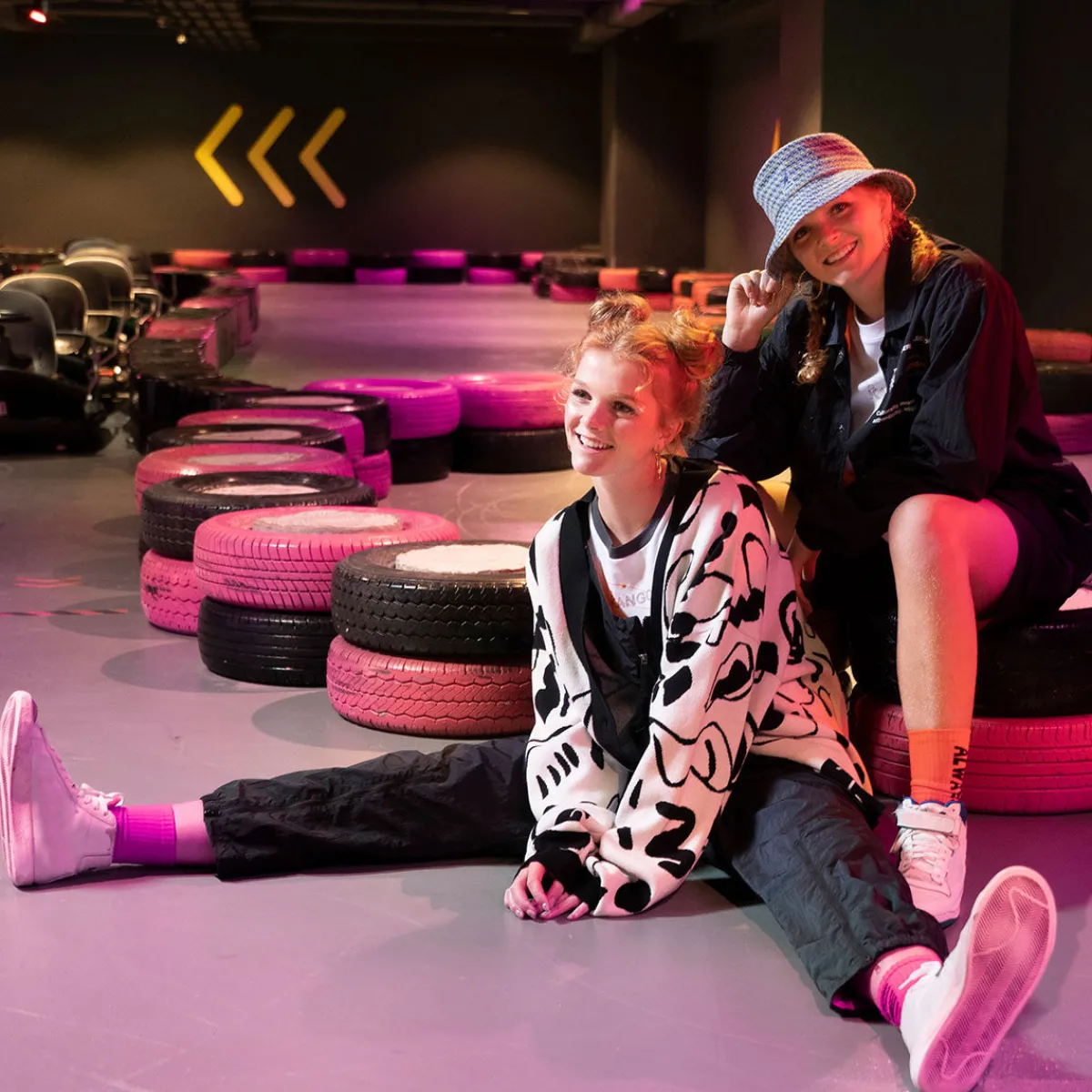 Graffiti Cardigan-Kangol Discount
