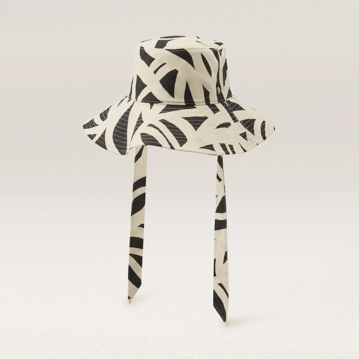 Malibu Bucket-Helen Kaminski Clearance