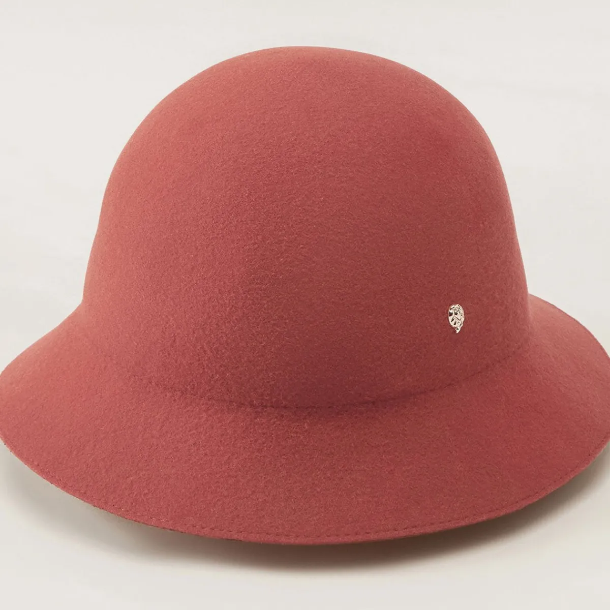 Mariko Cloche-Helen Kaminski New