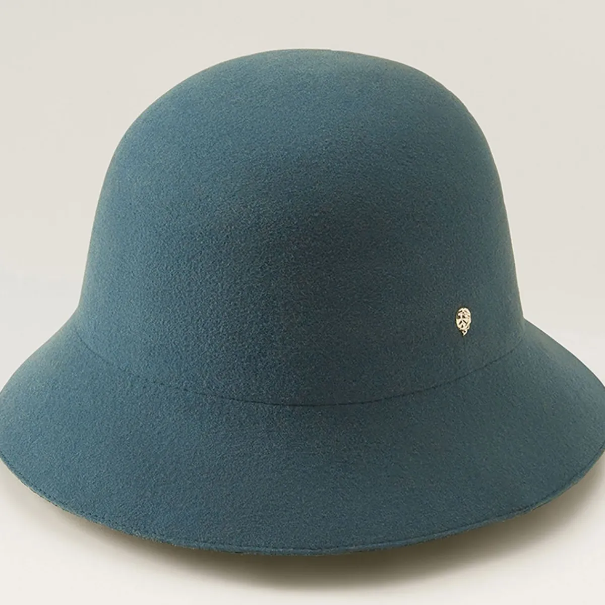 Mariko Cloche-Helen Kaminski New